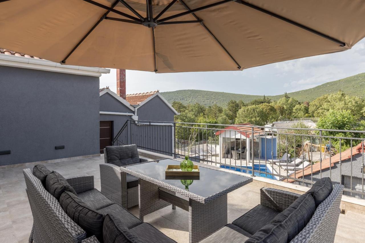 Holiday Home Luka Nova Sela ภายนอก รูปภาพ